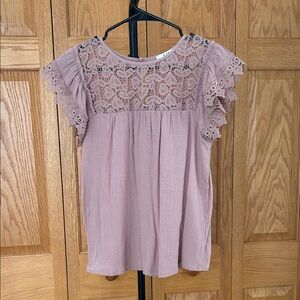 E & M Lace Trim Mauve Top